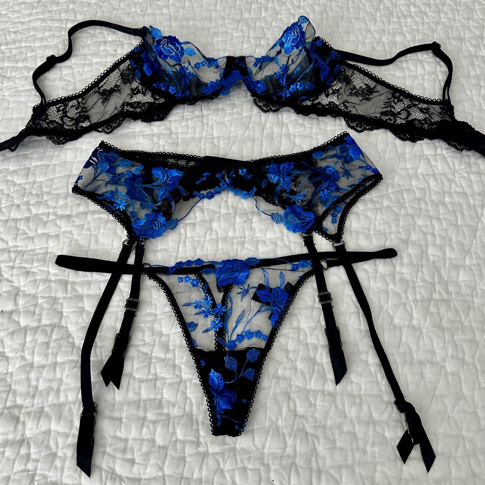 Honey Birdette - WHITNEY black and blue lace Lingerie Set